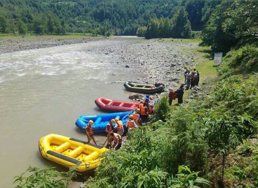 რაფტინგი მახუნცეთში - მდინარის ექსტრემალური თავგადასავალი